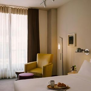 Chambre Lit Queen-Size